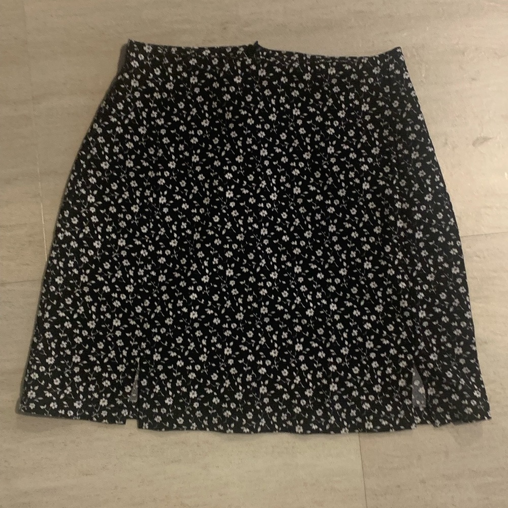 Brandy Melville Floral Mini Skirt